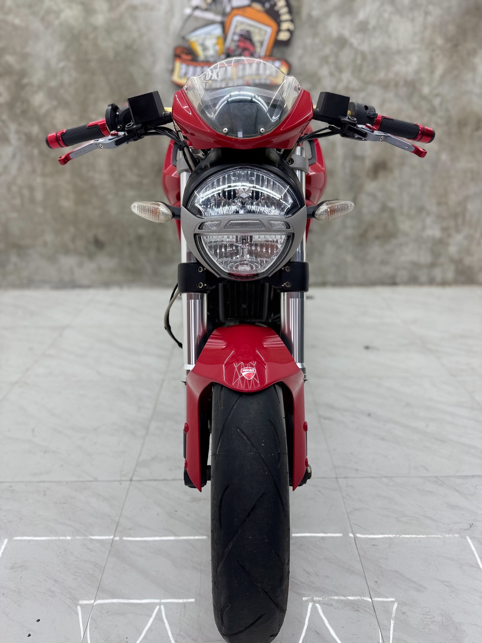 Ducati Monster795 Red-02-03