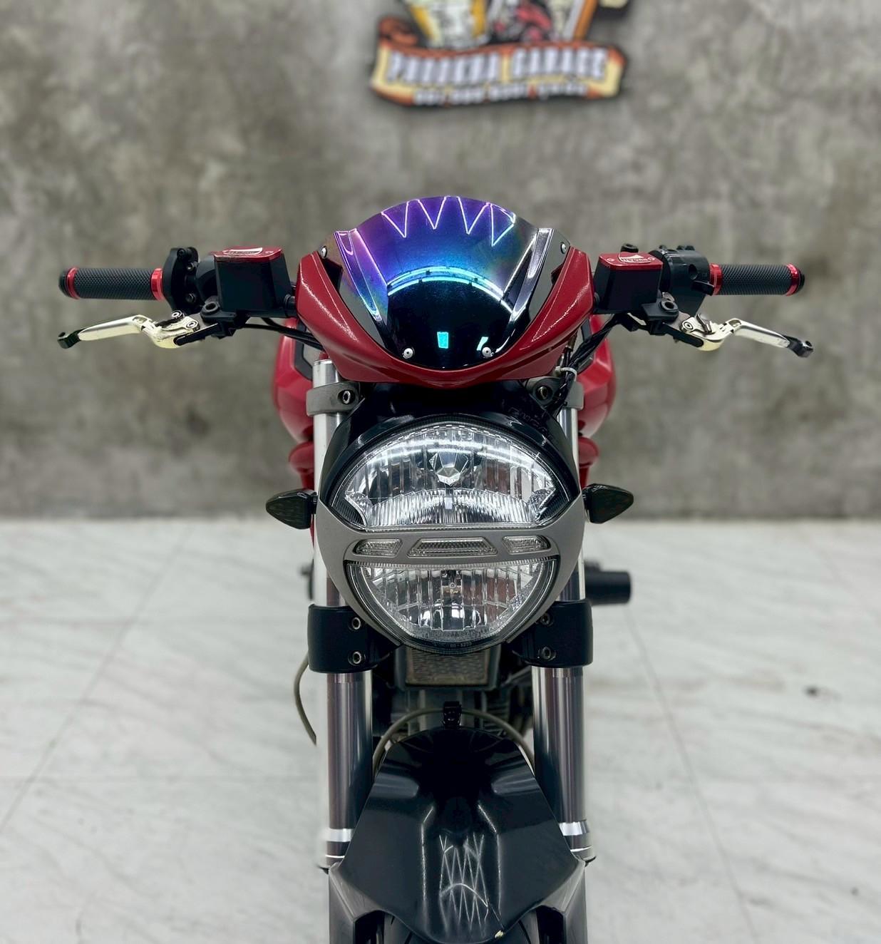 Ducati Monster795 Red-06