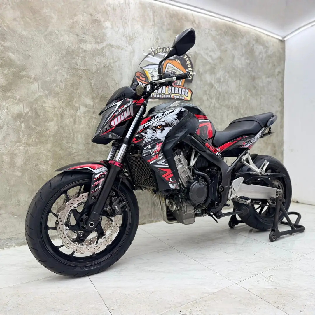Honda Cb650f สีดำลาย ปี 2013 จดทะเบียน 2015
