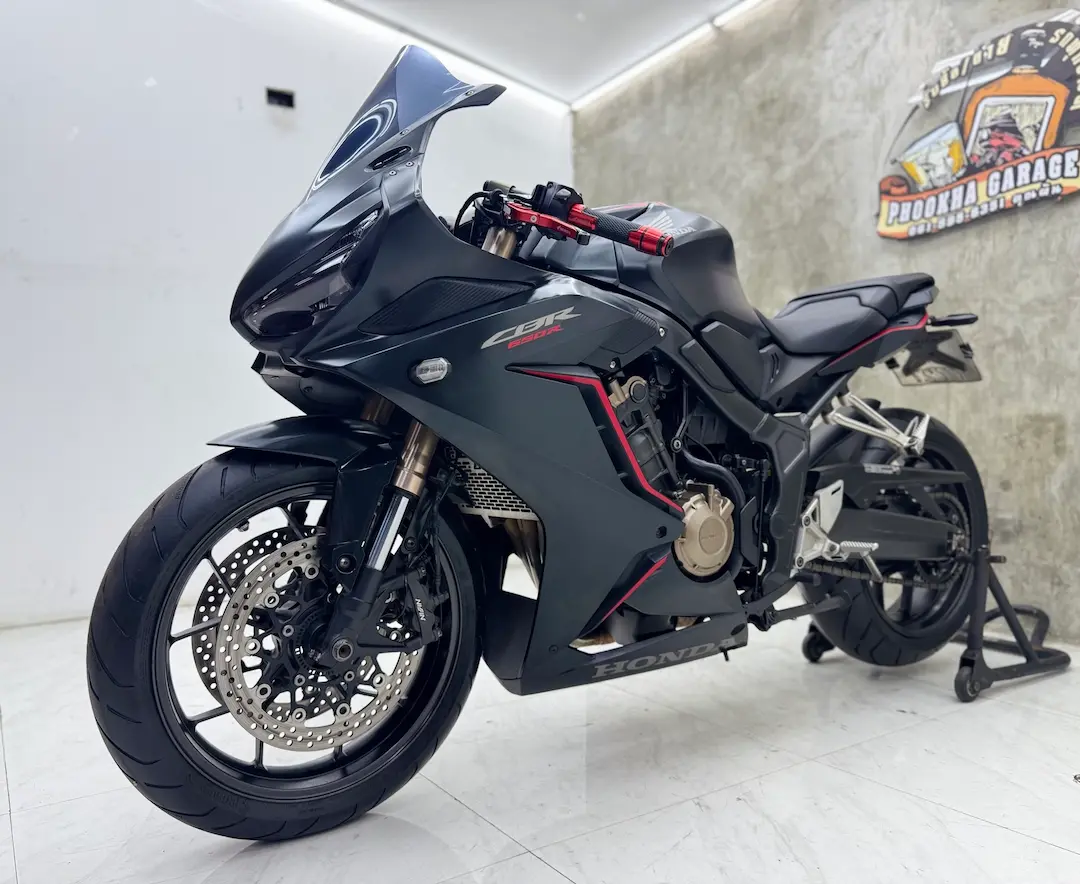 Honda Cbr650r ดำสวยจัด รถปี 2018 ออกรถเพียง 6,900 บาท