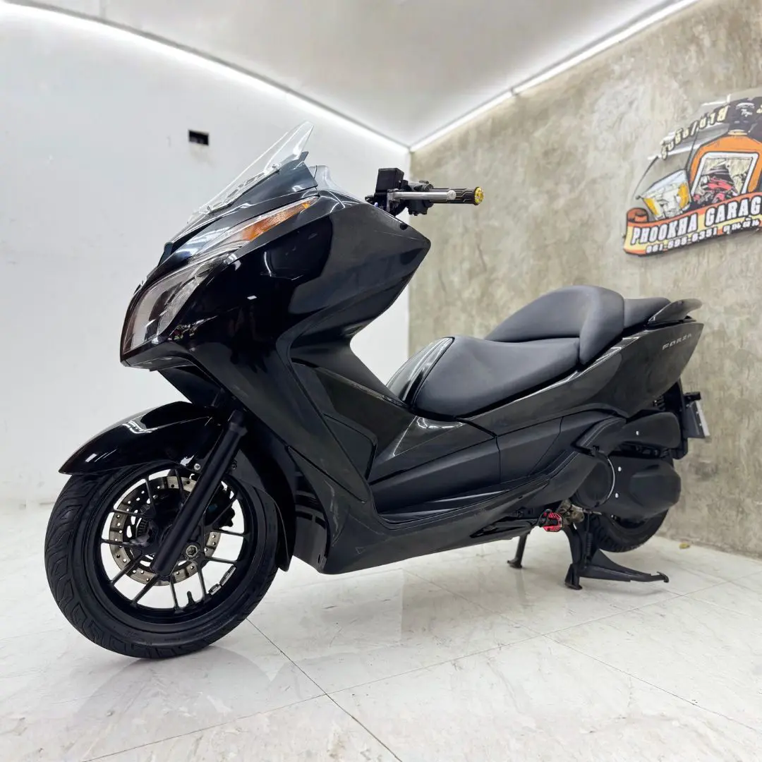 Honda Forza300 สีดำสวยคลาสสิก รถปี 2014 ราคา 64,900 บาท