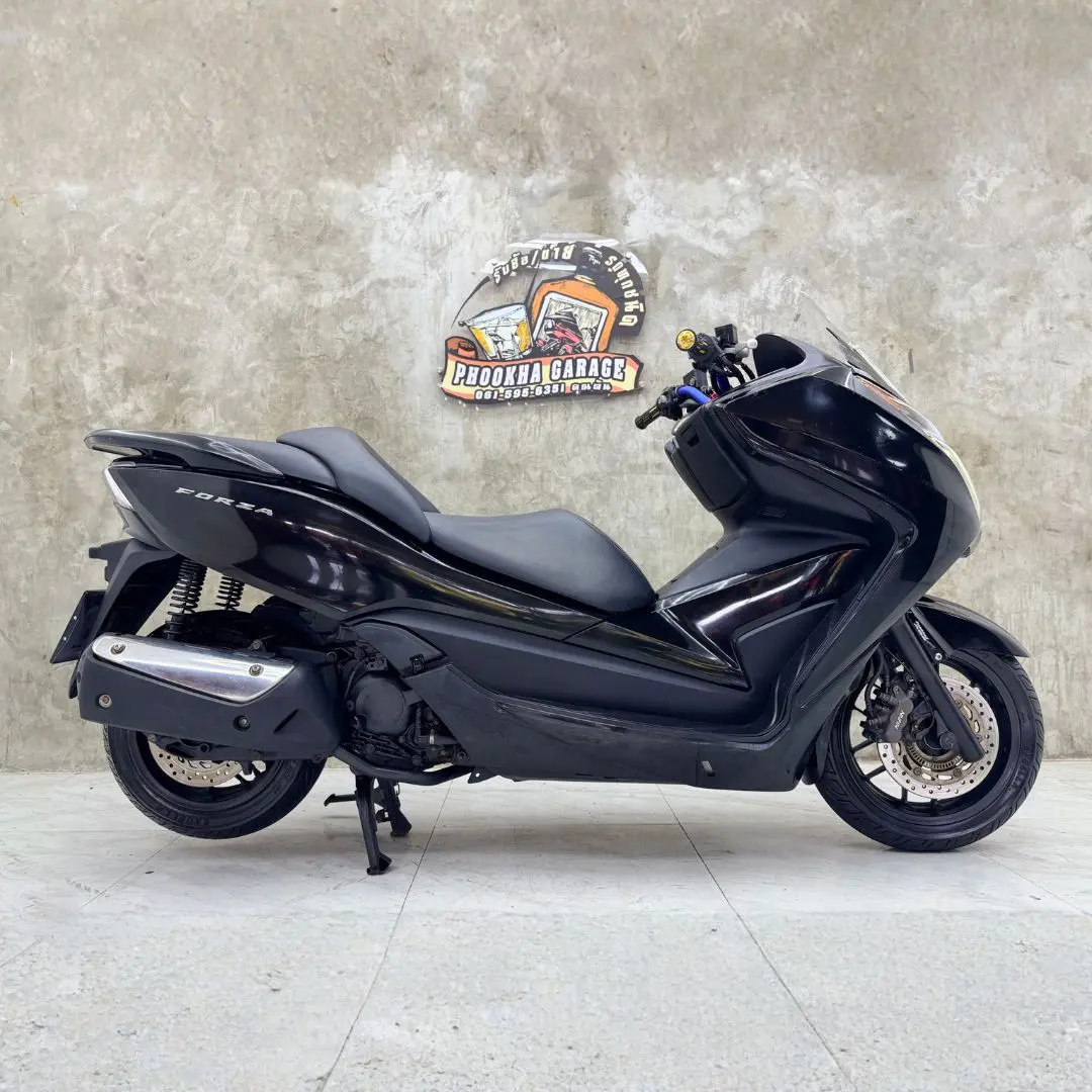 Honda Forza300 สีดำสวยคลาสสิก รถปี 2014 ราคา 64,900 บาท