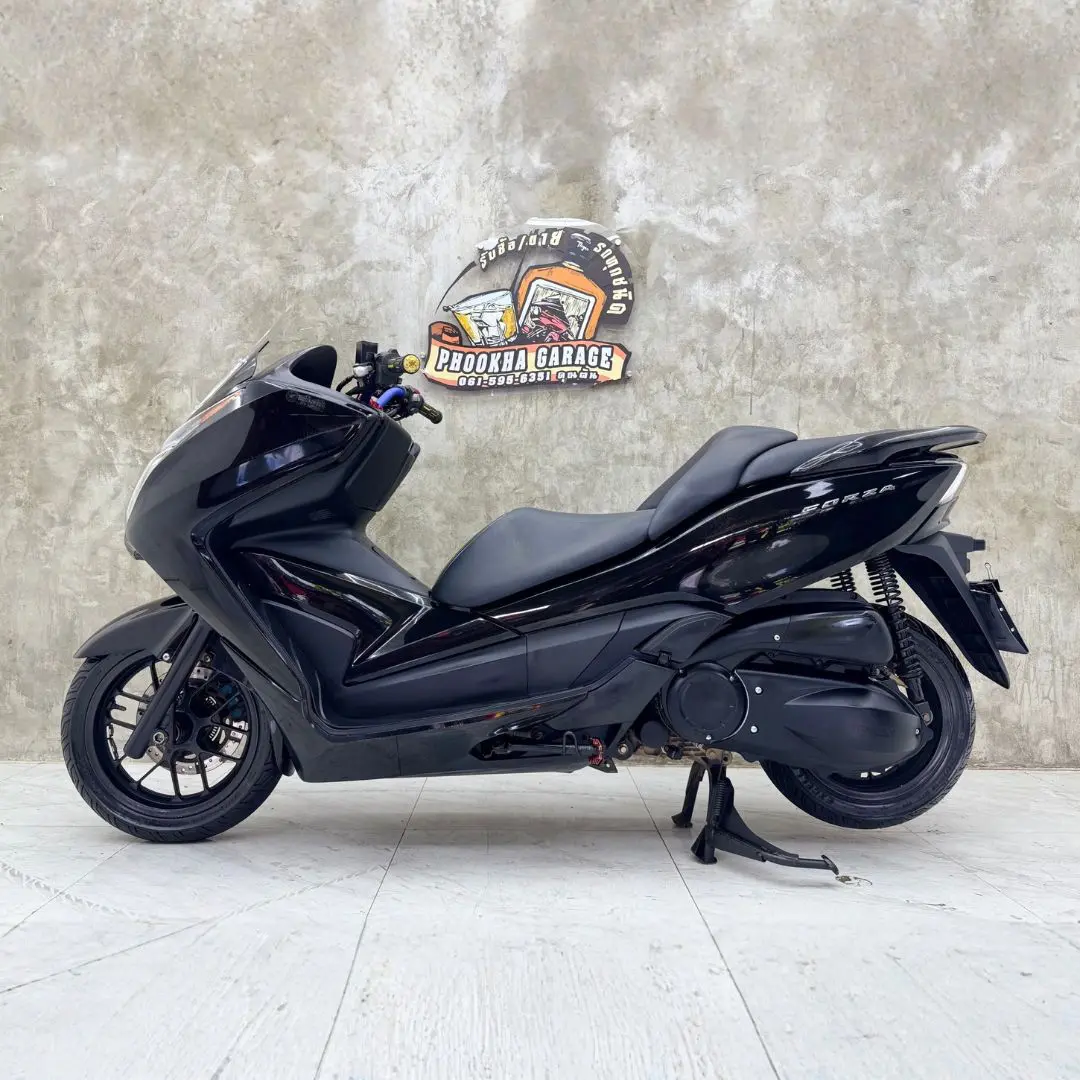 Honda Forza300 สีดำสวยคลาสสิก รถปี 2014 ราคา 64,900 บาท